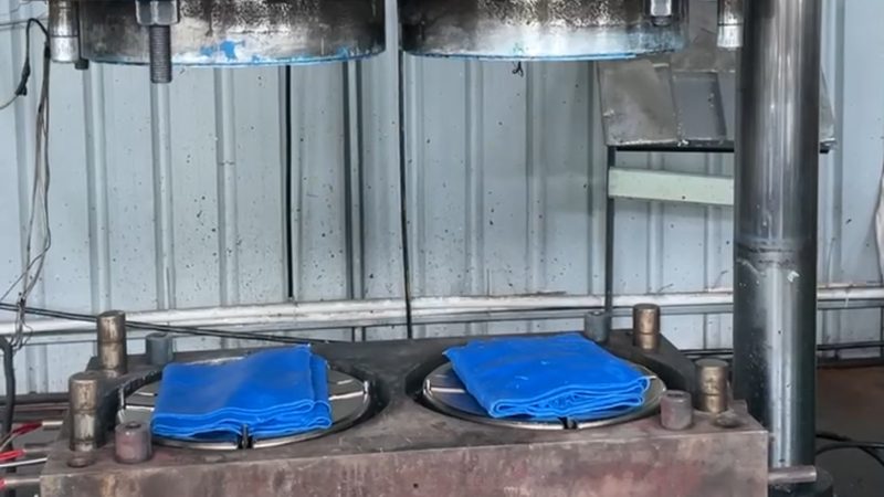 安徽电子托盘吸塑模具：揭秘价格背后的价值**