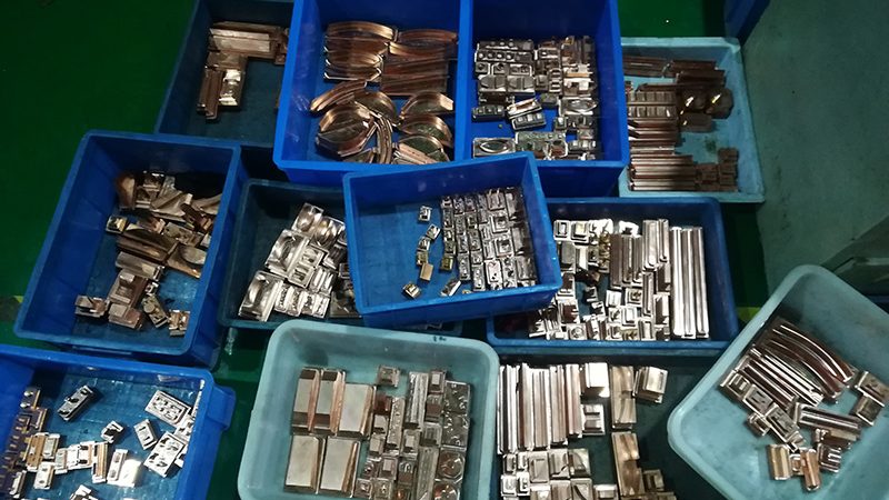 杭州双色模具定制：从设计到交付的精准流程**