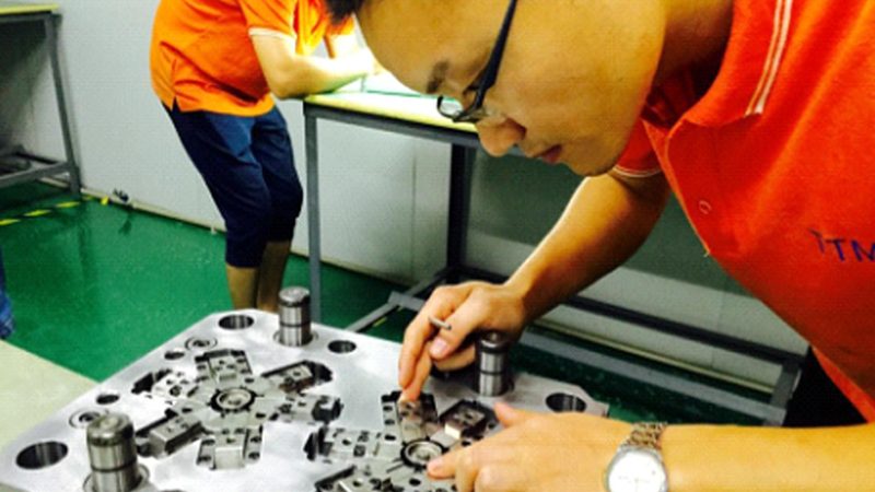 精密模具配件定制安装服务：揭秘其背后的工艺与价值