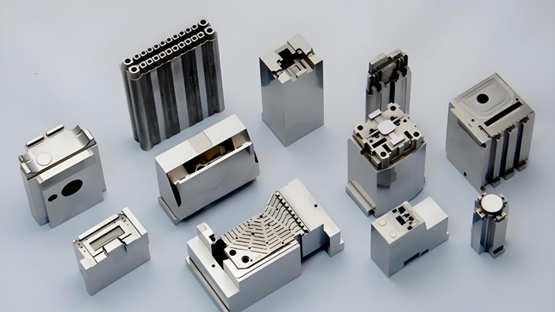 双色模具转盘式与芯轴式：技术解析与选型考量