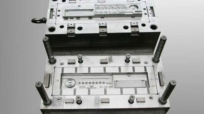 吸塑模具与注塑模具：生产制造中的双璧