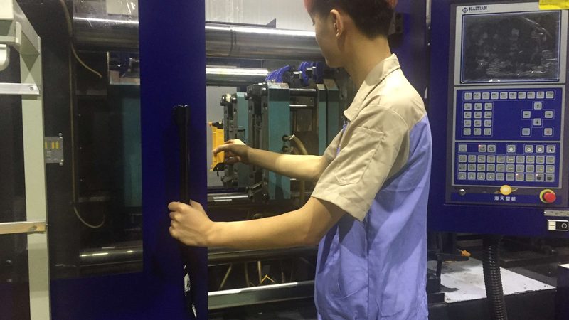 不锈钢拉伸模具：揭秘其关键技术与选型要点**